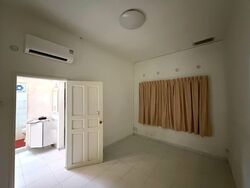 Sembawang Hills Estate (D20), Terrace #579072711